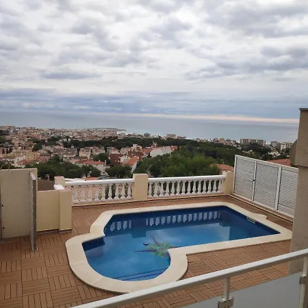House. Casa Con Piscina Privada * Calafell
