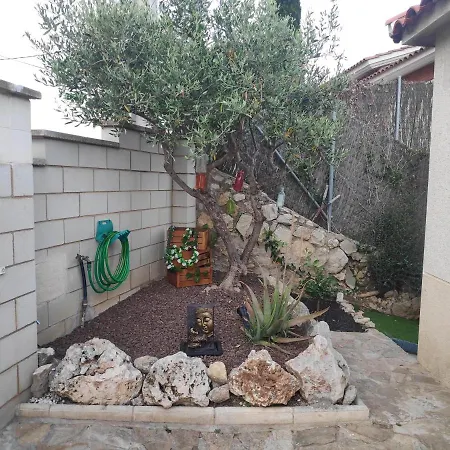 House. Casa Con Piscina Privada * Calafell