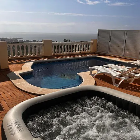 House. Casa Con Piscina Privada Ferienhaus Calafell