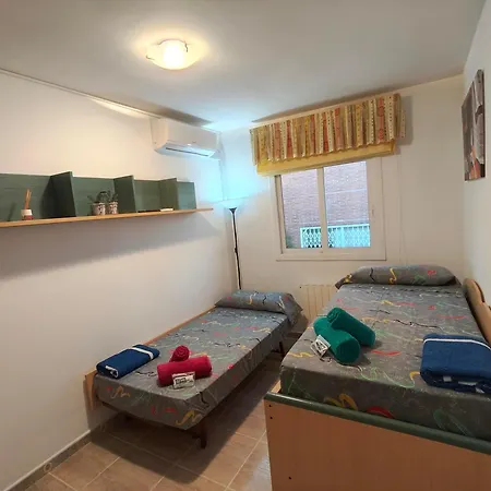 House. Casa Con Piscina Privada