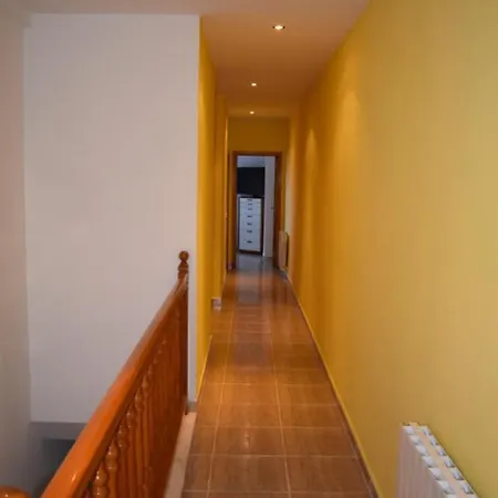 House. Casa Con Piscina Privada * Calafell